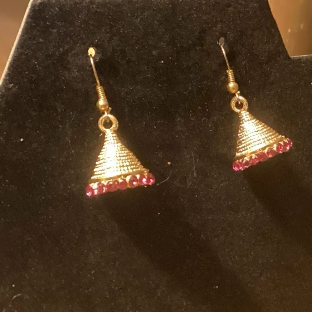 Gorgeous Gold Tone Bell Shaped Earrings with Red Crystals